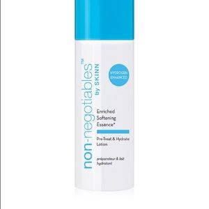 Skinn-Non Negotiables Pre-treat & Hydrate Lotion